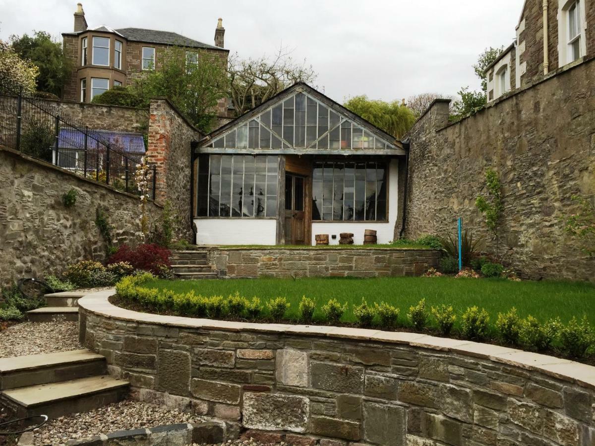Carbet Lodge Dundee Exteriör bild
